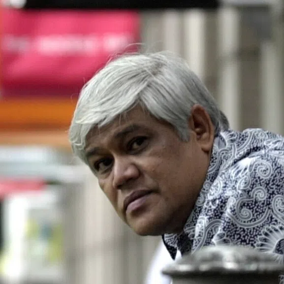 Confrontation by Mohamed Latiff Mohamed looks at the events leading up to Singapore’s independence through the eyes of its Malay characters.