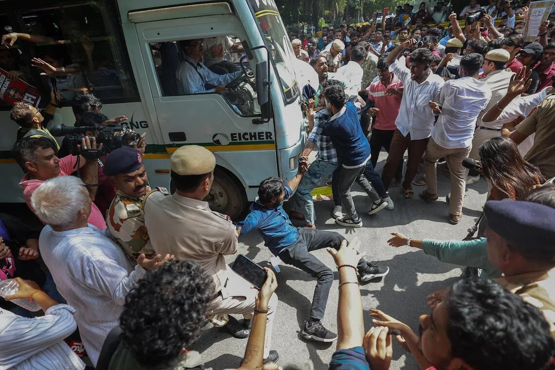 Protesters in India demand resignation of election chief