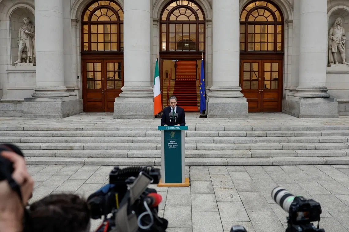Taoiseach (Prime Minister) Simon Harris makes a statement at Government Buildings calling a General Election, in Dublin, Ireland, November 8, 2024. REUTERS/Clodagh Kilcoyne
