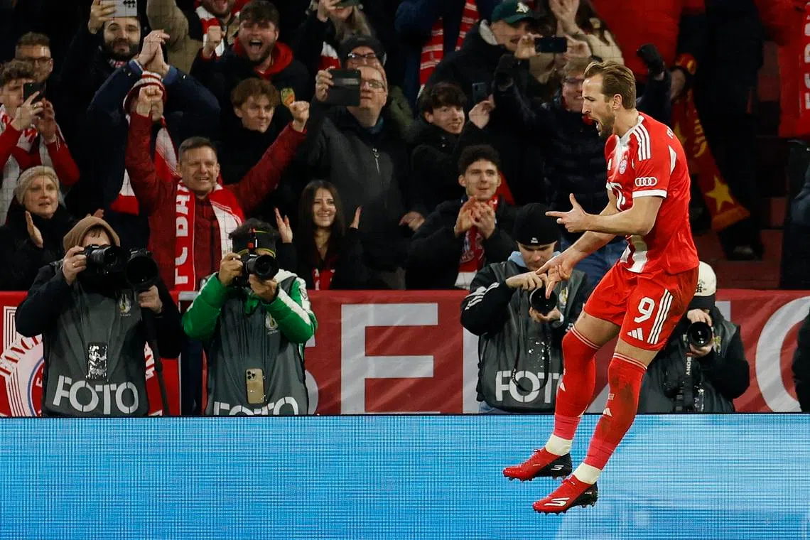 Soccer Football - DFB Cup - Quarter Final - Bayern Munich v RB Leipzig - Allianz Arena, Munich, Germany - February 11, 2026 Bayern Munich's Harry Kane celebrates scoring their first goal REUTERS/Heiko Becker