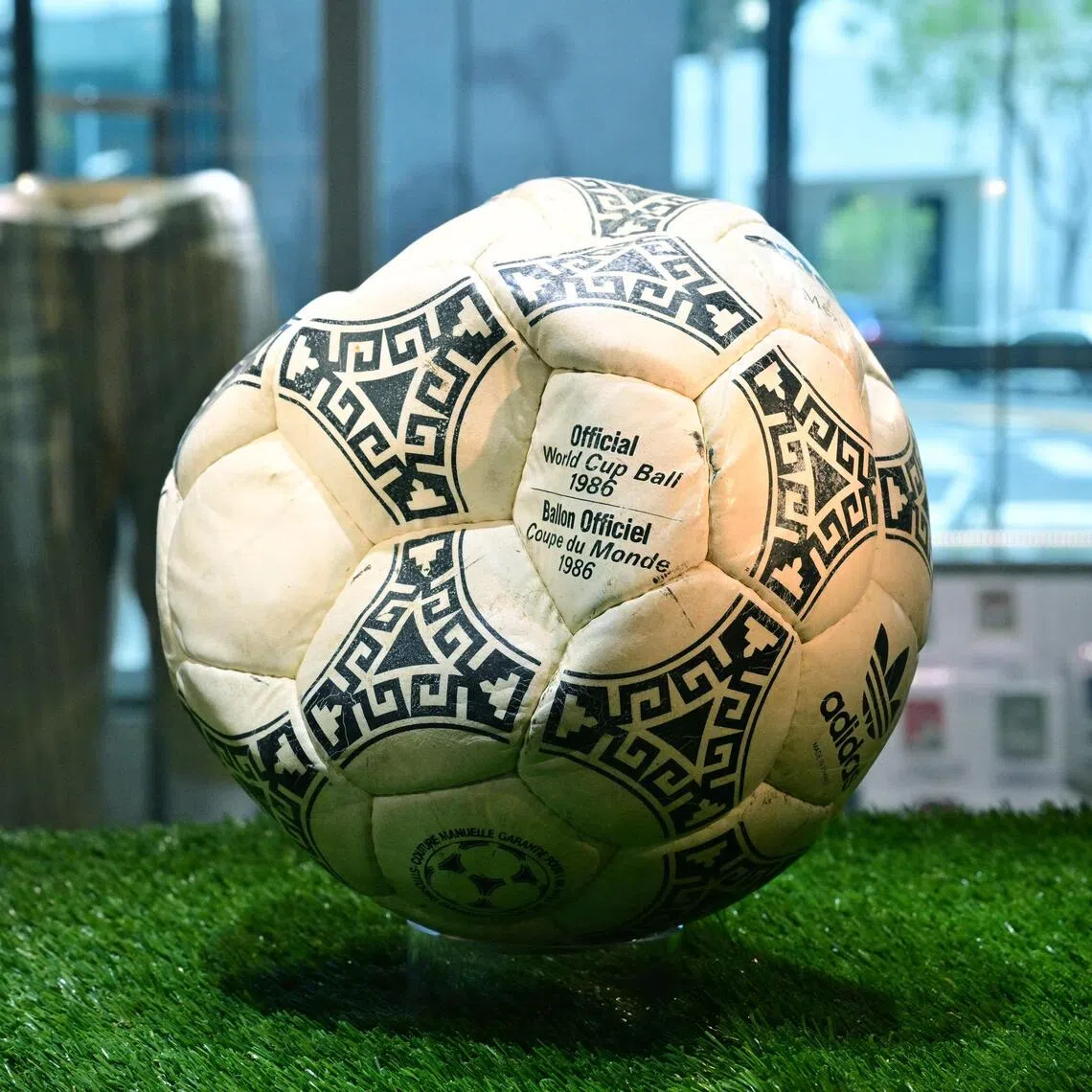 The ball is also famous for Maradona’s “Goal of the Century” scored in the same match against England.
