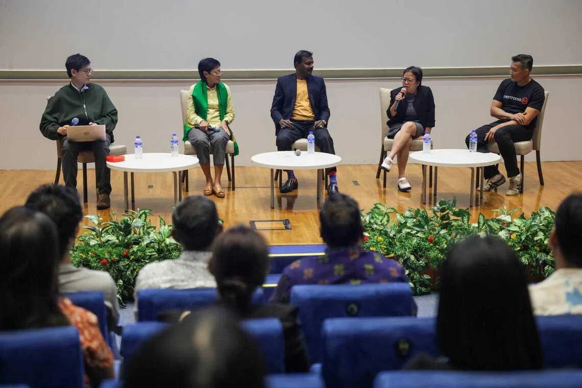 (From left) Moderator Luo Chen Jun, partnerships manager at Common Purpose and a Silent Heroes alumnus; Ms Ang Bee Lian, senior adviser at the Ministry of Social and Family Development; Mr MP Sellvem, founding chairman of Singapore Silent Heroes; Dr Trina Tan, senior lecturer at Republic Polytechnic; and Mr David Chua, chief executive officer of the National Youth Council, during a panel discussion at the Singapore Silent Heroes “Impact for Humanity” symposium at Republic Polytechnic on March 5.