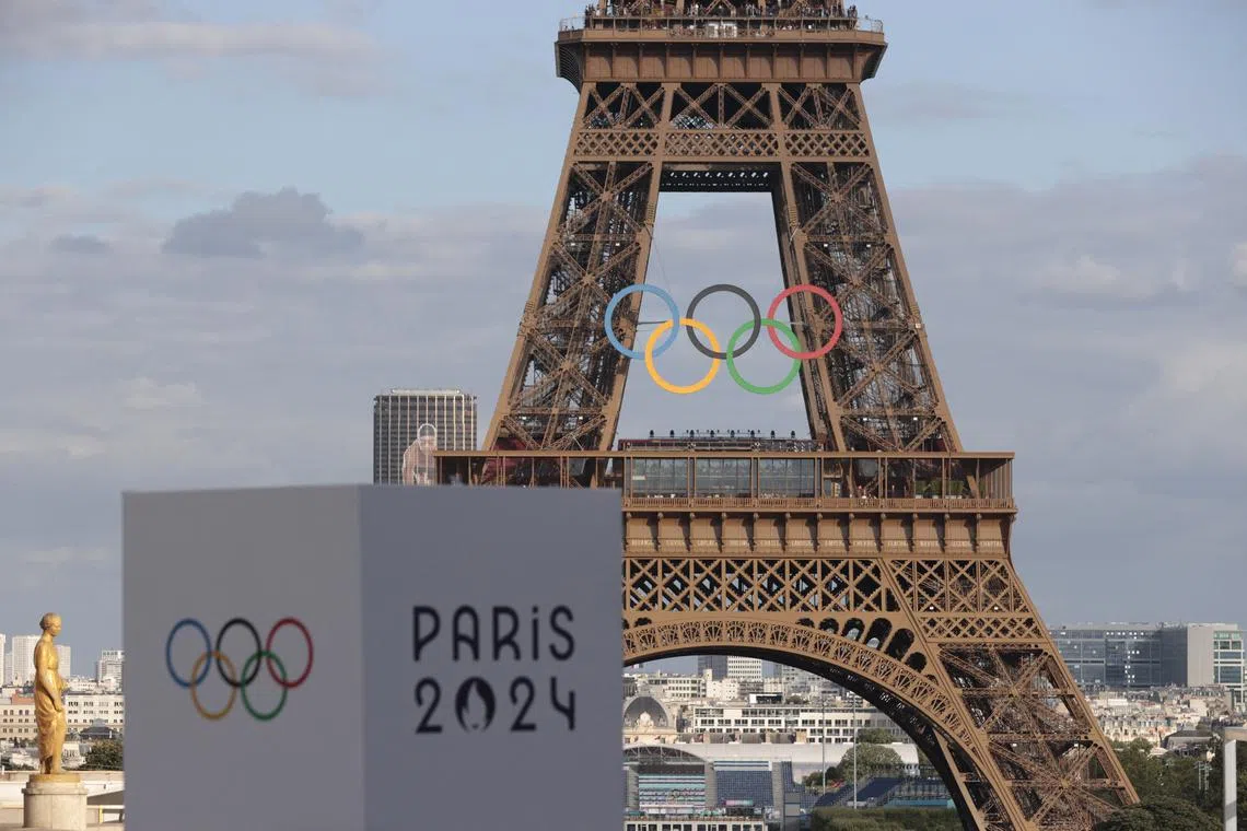 Paris 2024 Olympics - Paris 2024 Olympics Preview - Paris, France - July 22, 2024 Olympic rings are displayed at the Eiffel Tower ahead of the event. REUTERS/Abdul Saboor/File Photo
