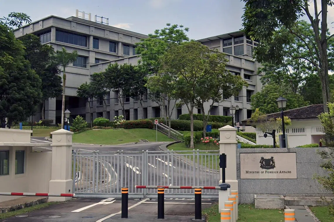 The Ministry of Foreign Affairs clarified the role of a non-residential ambassador in a statement on Monday night, in which it said they have the same authority as resident envoys.