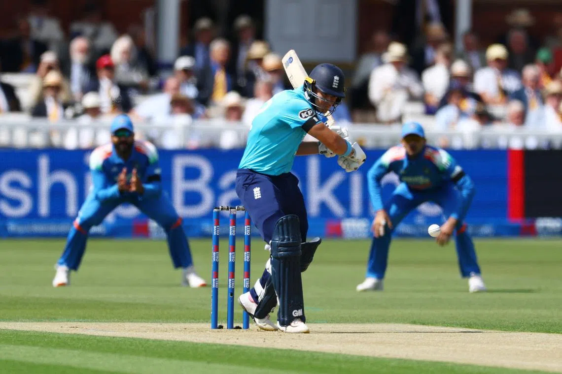 England's Bethell to miss The Hundred with knee injury