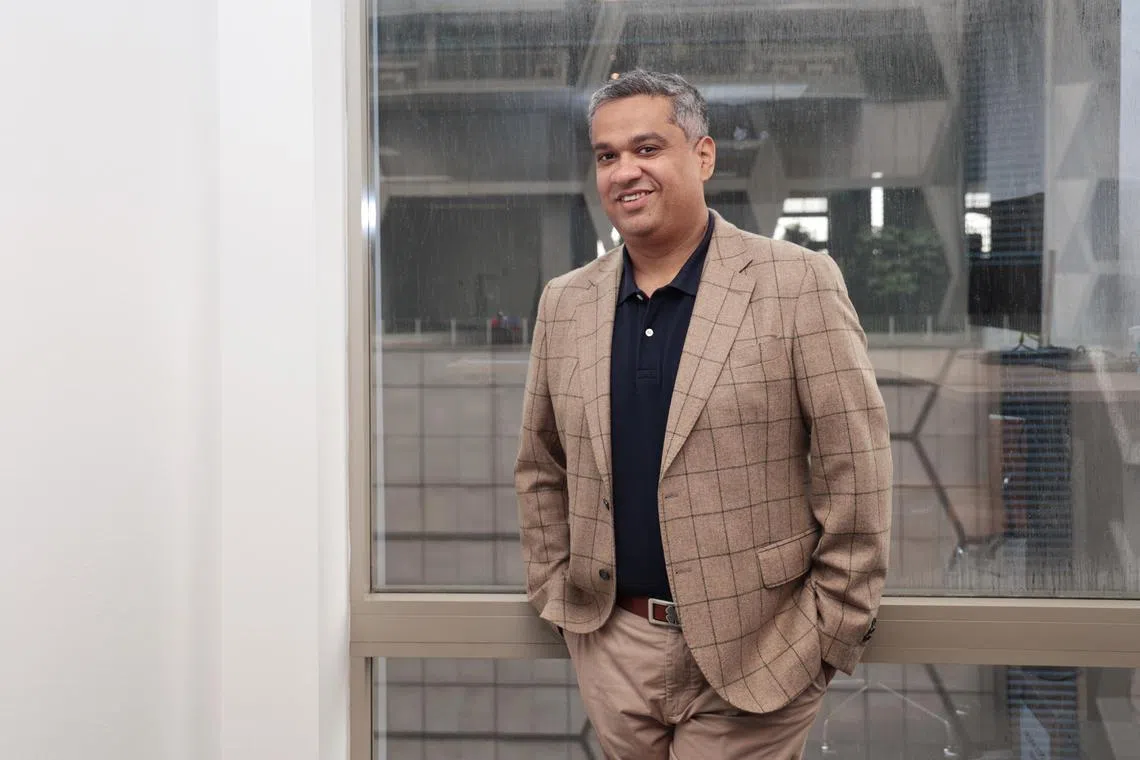 pamoney - ST20240524_202495673030. Hester Tan. Mr Akhil Doegar, CEO of investment platform Grow with Singlife at  6 Shenton Way, #09-08 OUE Downtown 2 on 24 May 2024.