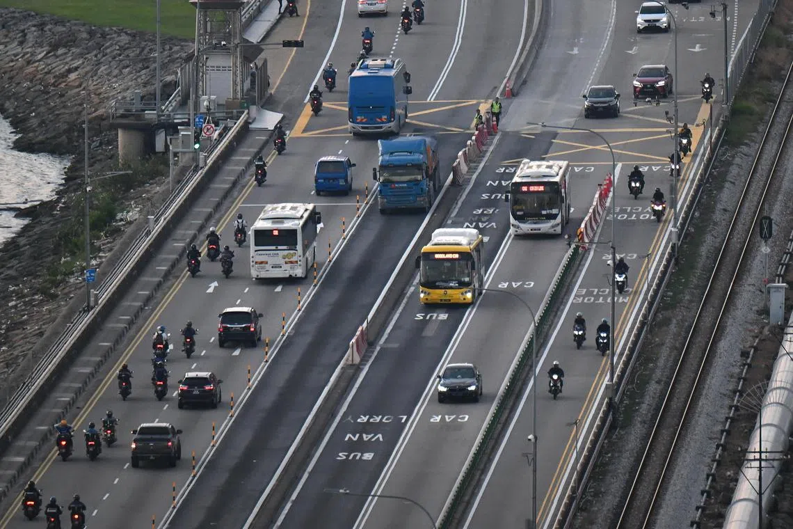 The Sultan Iskandar immigration complex in Johor Bahru will be carrying out circuit breaker replacement works in all car departure zones during that period.