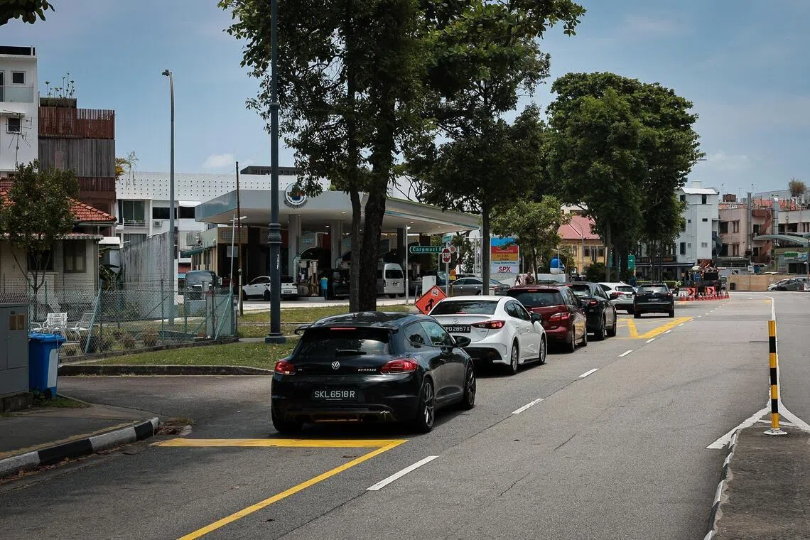 Around 20 vehicles were in the queue to enter Cnergy station in Dunman Road from 11am to around 12.30pm.
