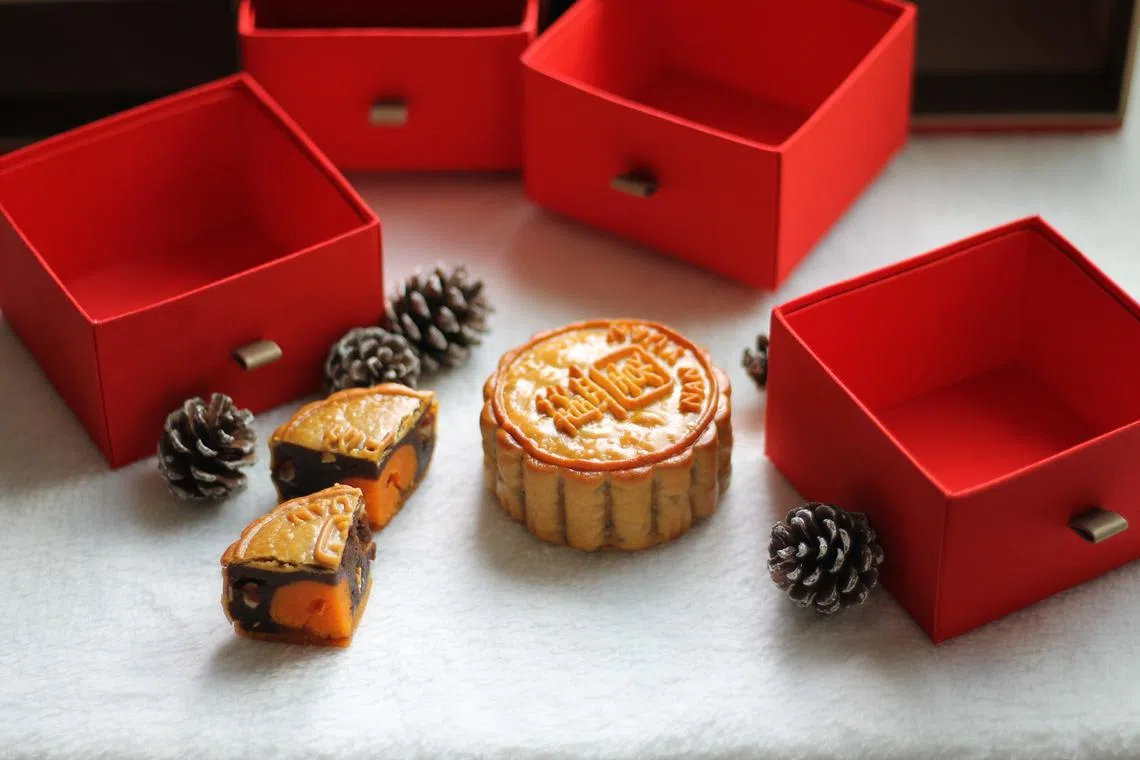 Only 28 per cent of the 500 respondents in the survey by Milieu Insight look out for packaging when buying mooncakes.
