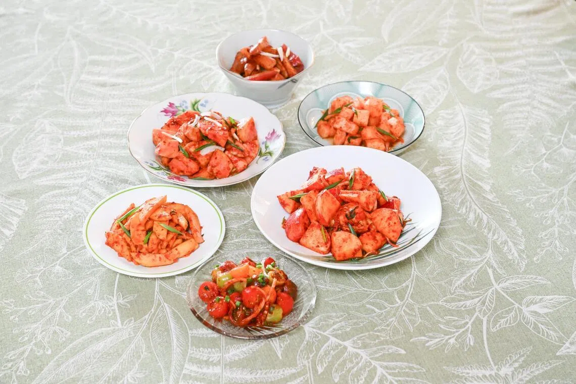 ST20260513_202652000455/hykimchi23/Shintaro Tay/Tan Hsueh Yun//

Feature on making fruit kimchi on May 13, 2026.