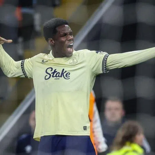 Everton's French striker Thierno Barry celebrates after scoring the team's first goal against Aston Villa.