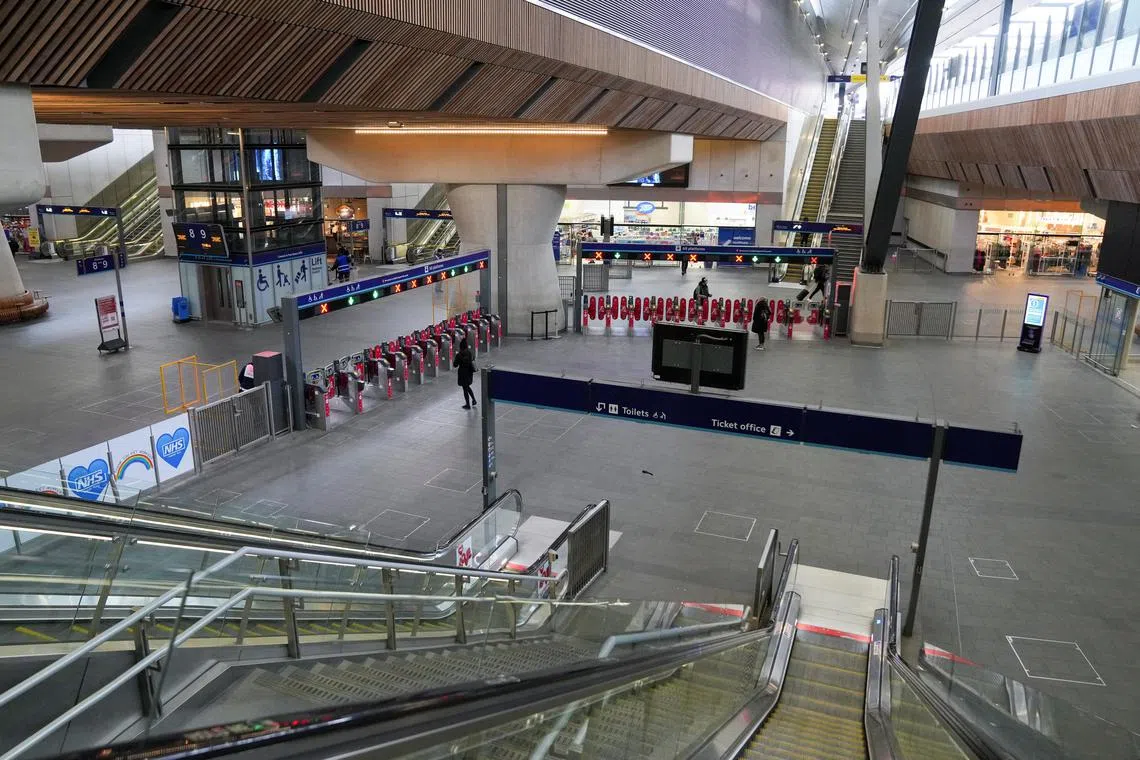 General view of London Bridge station where a limited number of trains still operate, as rail workers strike over pay and terms, in London, Britain December 13, 2022. REUTERS/Maja Smiejkowska