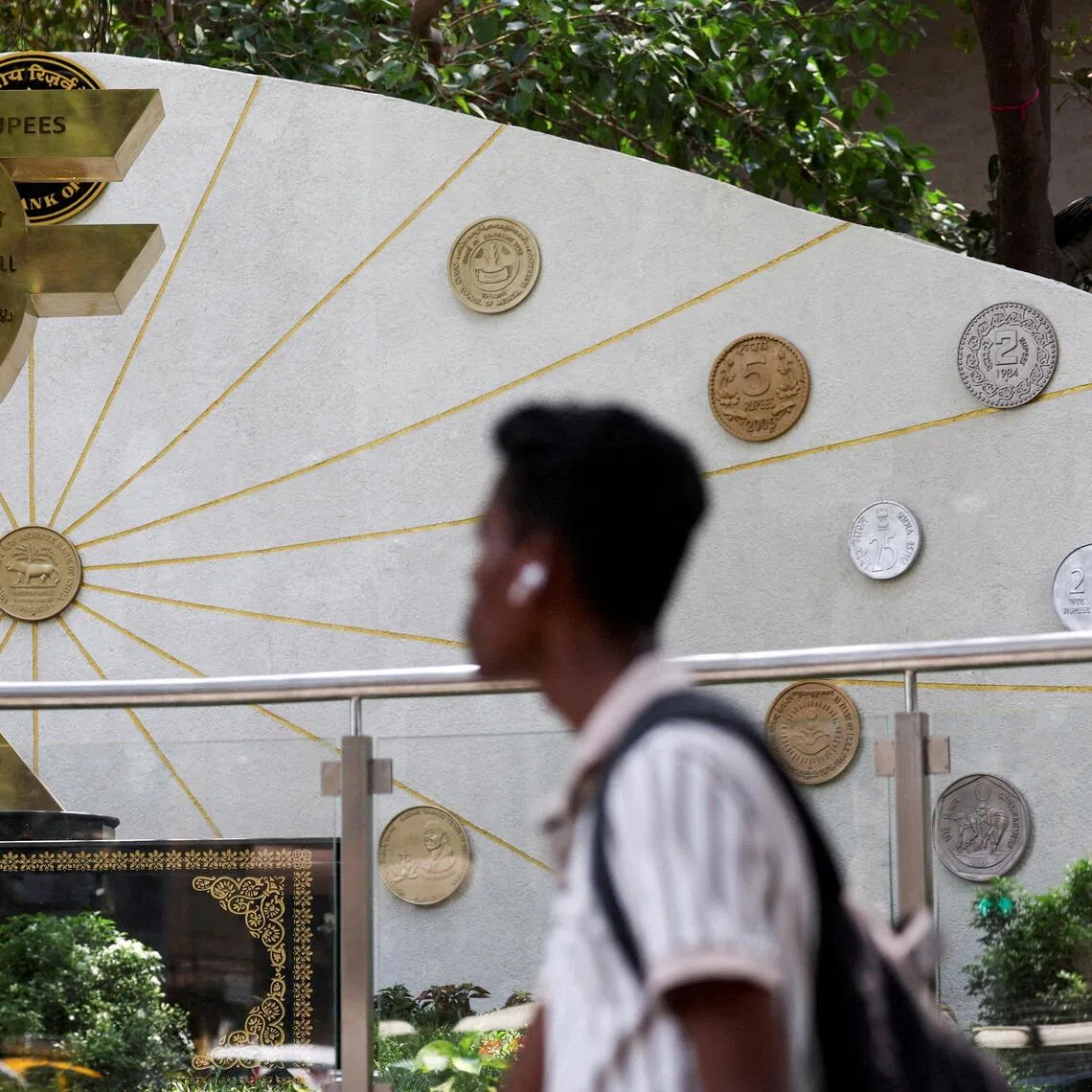 The central bank will open a special window to meet the daily dollar needs of three state-run oil-marketing companies.
