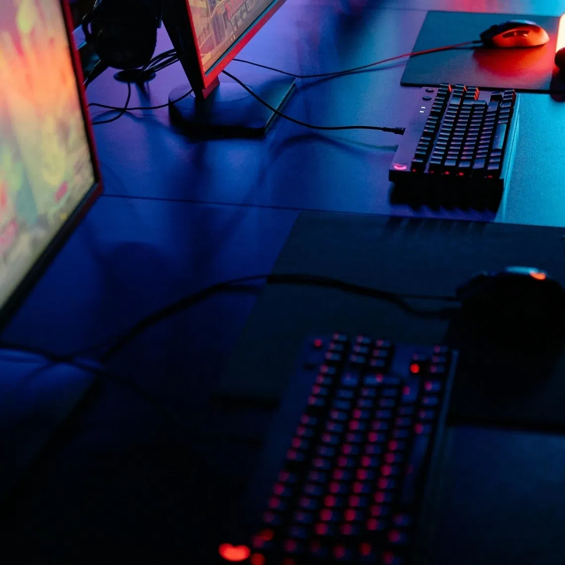 At the cybercafe, players are prohibited from using gamer tags, their in-game names, that do not sound North Korean.