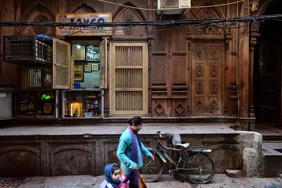 Haveli homes in the Indian capital are at a fragile crossroads – a handful restored but many more sliding quietly into ruin. 