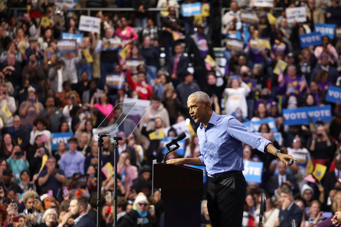 Former U.S. President Barack Obama points as he speaks during a campaign rally held by Democratic candidate for New Jersey Governor Mikie Sherrill in Newark, New Jersey, U.S., November 1, 2025. REUTERS/Kylie Cooper