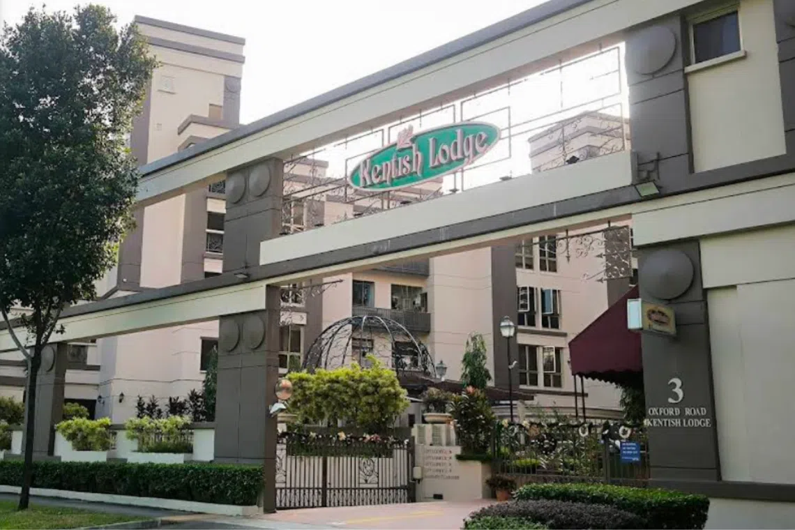 E-vaporisers and suspected drug paraphernalia were also found at the scene.