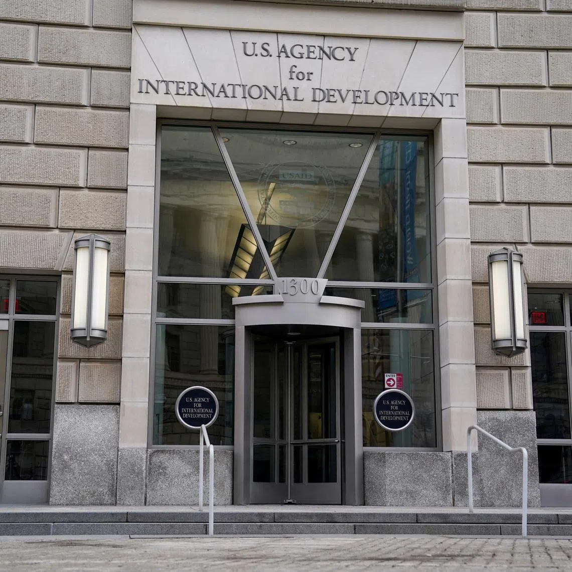 The USAID building sits closed to employees after a memo was issued advising agency personnel to work remotely, in Washington, D.C., U.S., February 3, 2025. REUTERS/Kent Nishimura/File Photo