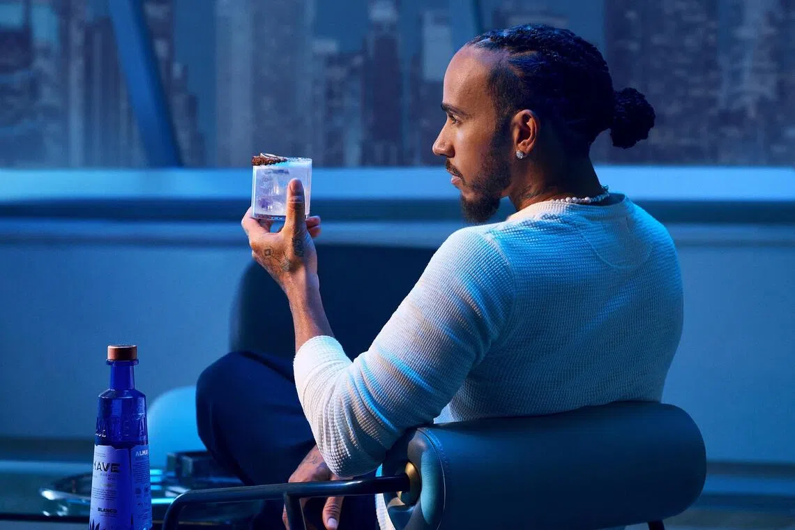 lclewis21 - Lewis Hamilton's non-alcoholic agave spirit

source/copyright: ALMAVE
free for publicity use