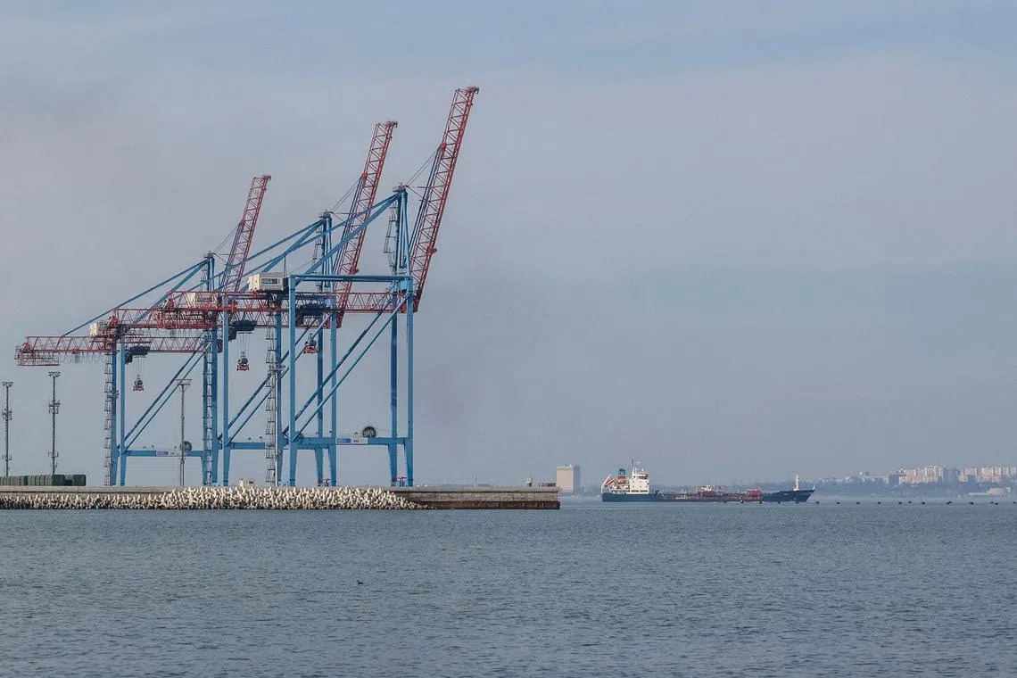 FILE PHOTO: A cargo vessel leaves a port in the Black Sea, amid Russia's attack on Ukraine, in Odesa, Ukraine March 26, 2025. REUTERS/Nina Liashonok/File Photo