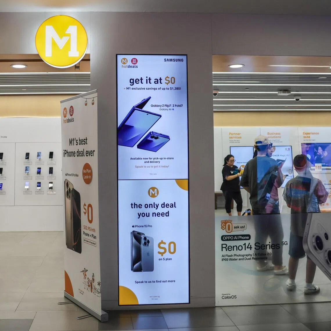 Keppel on Aug 11 said it is selling the telecoms business of its subsidiary M1 to rival Simba Telecom for $1.43 billion.