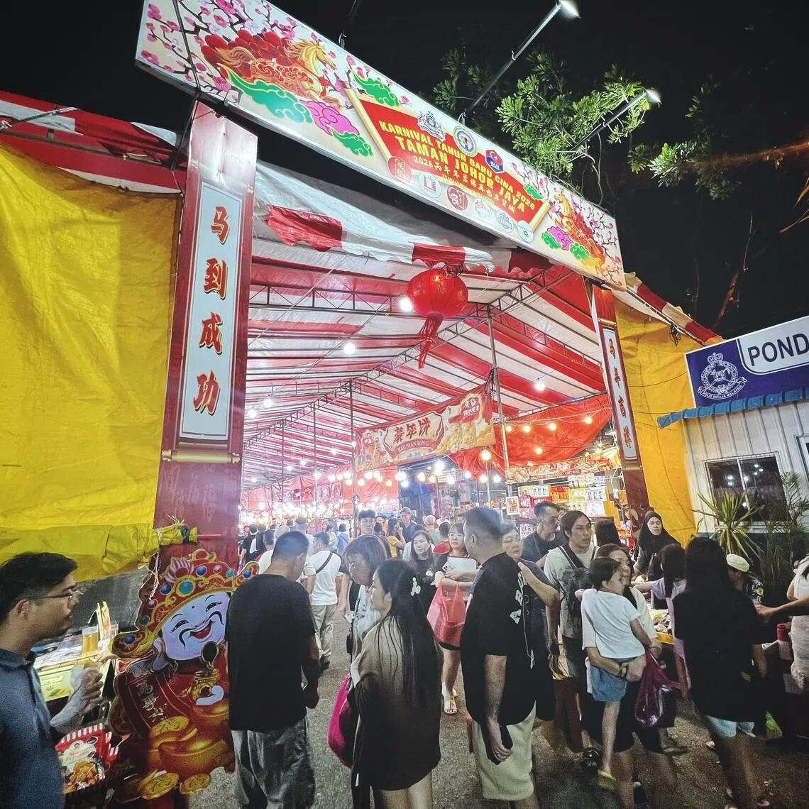 Business has been slow at Chinese New Year bazaars in Johor Bahru, with more locals spending elsewhere.