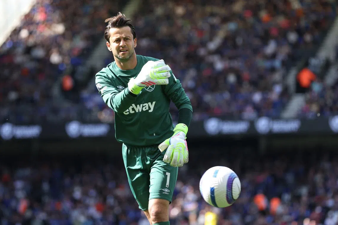Soccer Football - Premier League - Ipswich Town v West Ham United - Portman Road, Ipswich, Britain - May 25, 2025 West Ham United's Lukasz Fabianski releases the ball Action Images via Reuters/Cat Goryn