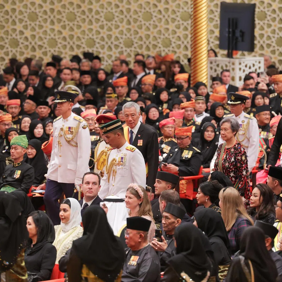 Prime Minister Lee Hsien Loong and Mrs Lee were among those who attended the wedding celebration of Prince Abdul Mateen and Ms Anisha Rosnah.