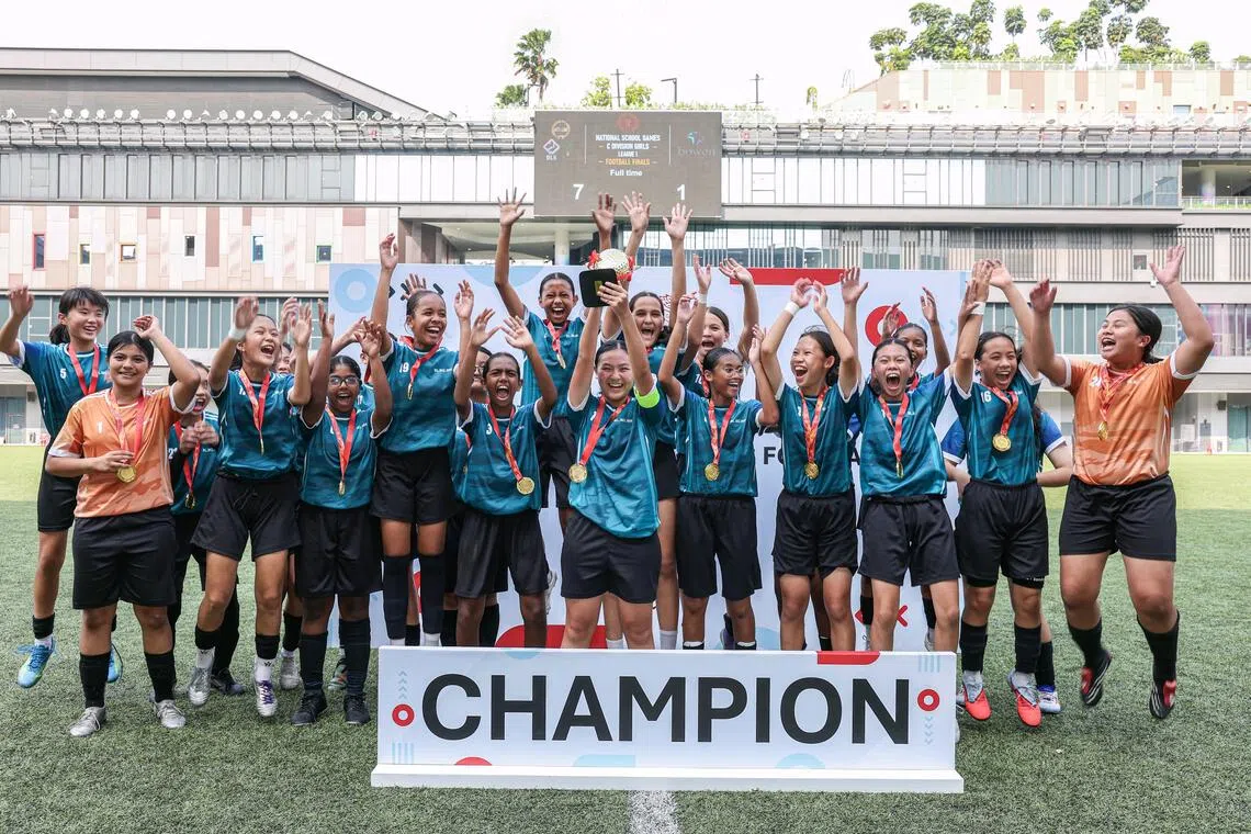 The combined girls’ football team retained their crown on Aug 20 with a 7-1 thrashing of Bowen Secondary School.