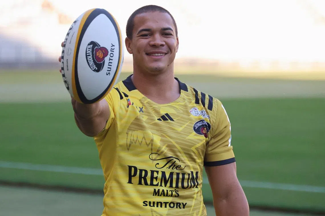 FILE PHOTO: South Africa's Cheslin Kolbe poses for a photograph after a press conference to announce his debut in Japan's Rugby League One as Suntory Sungoliath player at Ajinomoto Stadium in Chofu, outskirts of Tokyo, Japan November 28, 2023. REUTERS/John Geddie/File photo