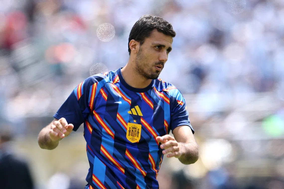 Soccer Football - FIFA World Cup 2026 - Final - Spain v Argentina - New York/New Jersey Stadium, East Rutherford, New Jersey, U.S. - July 19, 2026 Spain's Rodri during the warm up before the match REUTERS/Amanda Perobelli