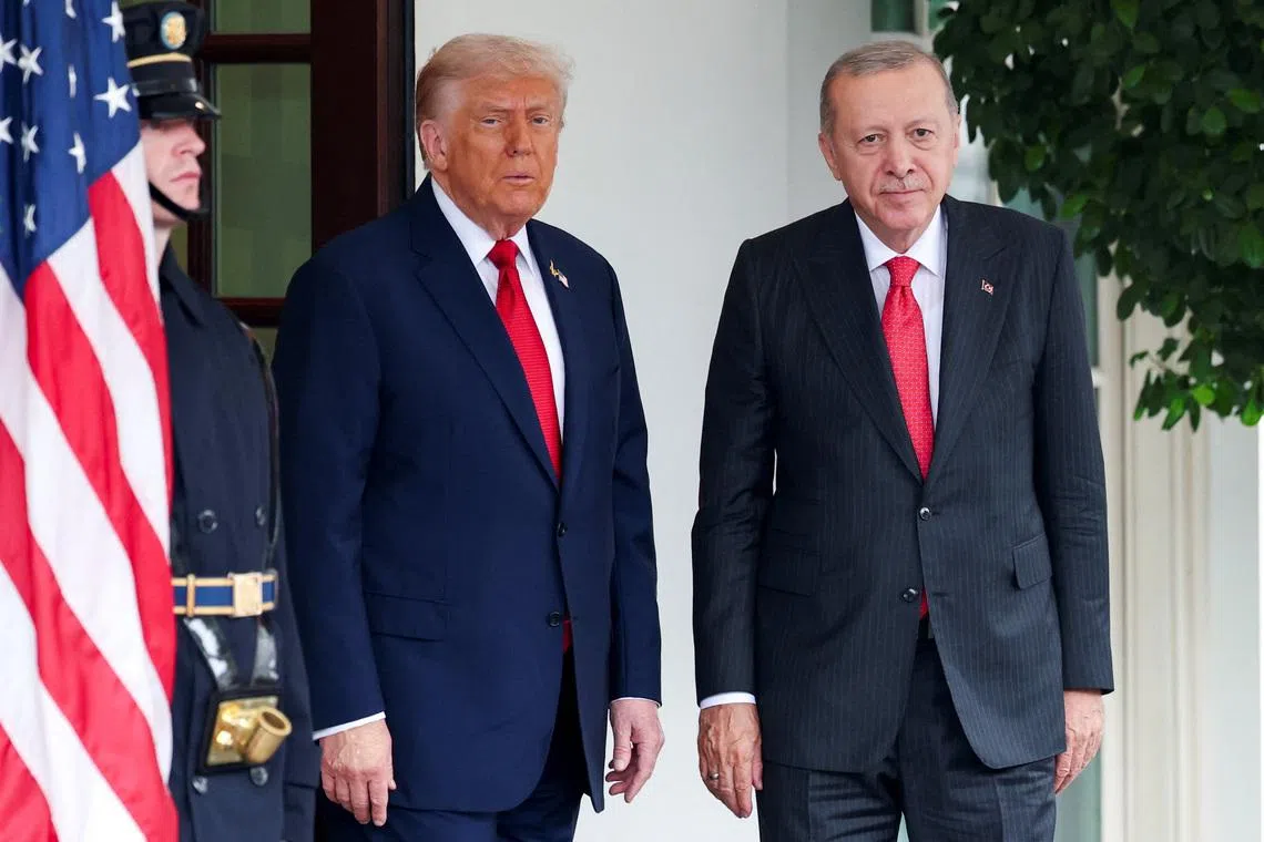 Trump und Netanyahu diskutieren Iran-Konfliktlösung bei angespanntem Telefonat
