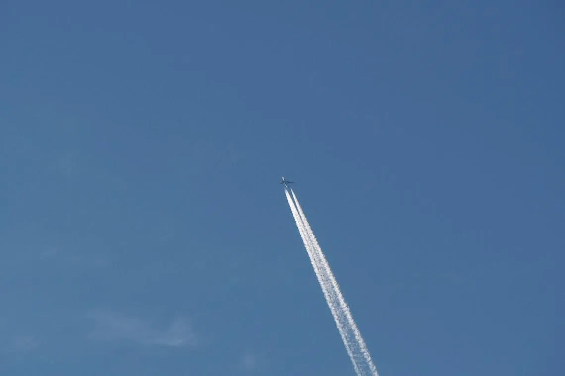 There were no casualties, but the unsanctioned move caused 878 million won in damages.