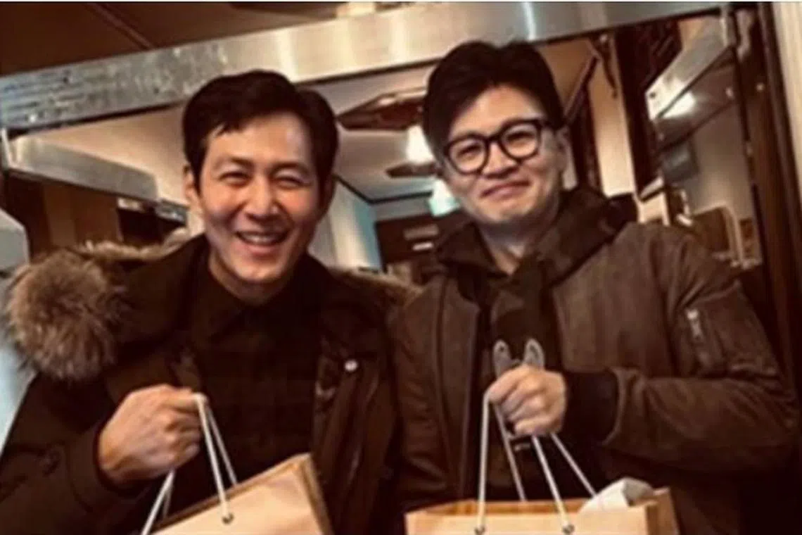 Squid Game star Lee Jung-jae denies ties with former People Power Party leader Han Dong-hoon  (right).