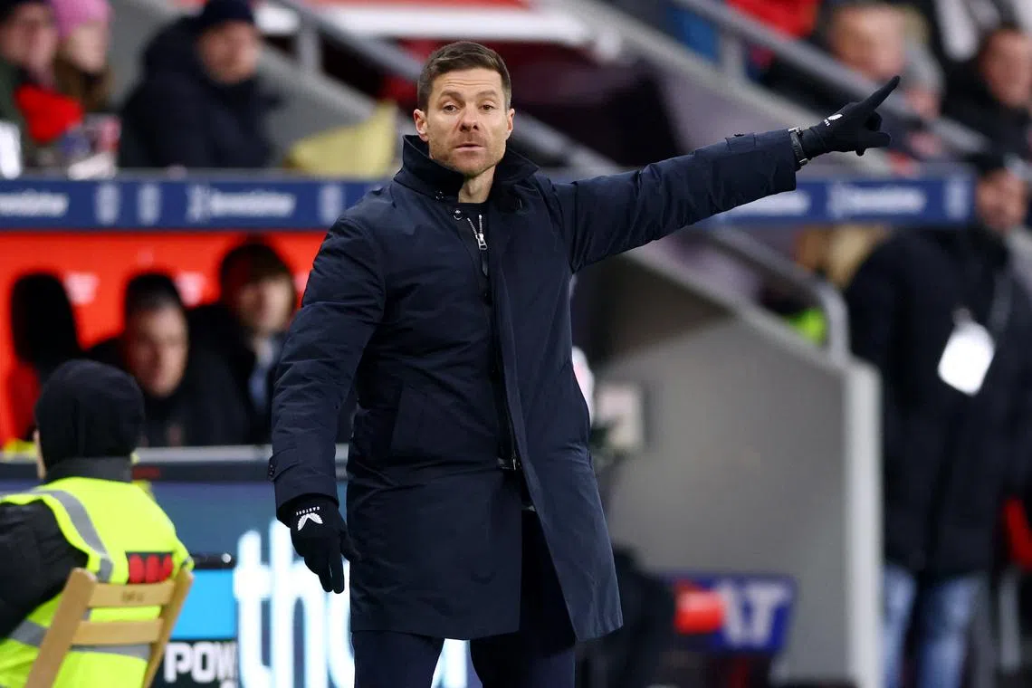 FILE PHOTO: Soccer Football - Bundesliga - Bayer Leverkusen v Bayern Munich - BayArena, Leverkusen, Germany - February 15, 2025 Bayer Leverkusen coach Xabi Alonso REUTERS/Thilo Schmuelgen/File Photo