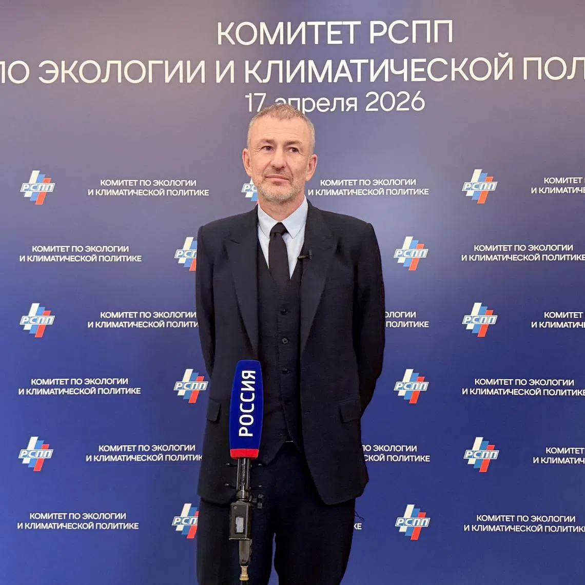 Billionaire and founder of fertilizer producer EuroChem Andrei Melnichenko speaks with journalists during a meeting of the Committee on Ecology and Climate Policy of the Russian Union of Industrialists and Entrepreneurs in Moscow, Russia, April 17, 2026. Picture taken with a mobile phone. REUTERS/Olesya Astakhova