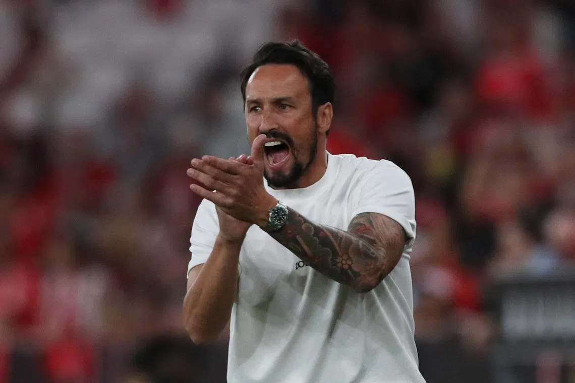 FILE PHOTO: Soccer Football - Primeira Liga - Benfica v Gil Vicente - Estadio da Luz, Lisbon, Portugal - September 26, 2025 Gil Vicente coach Cesar Peixoto reacts REUTERS/Pedro Rocha/File photo