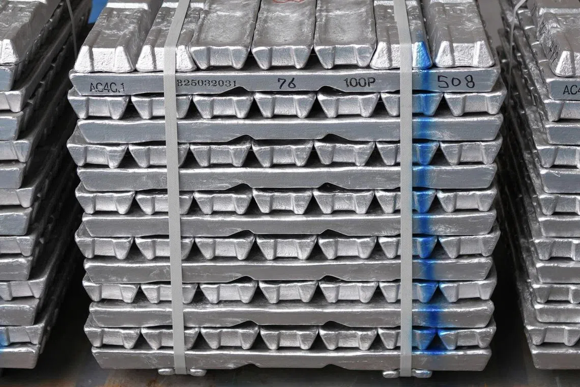 Sinobec, which arranges deals between sellers and buyers of aluminum ingots, is one of the first companies to directly blame Mr Trump’s trade war for contributing to its bankruptcy. 