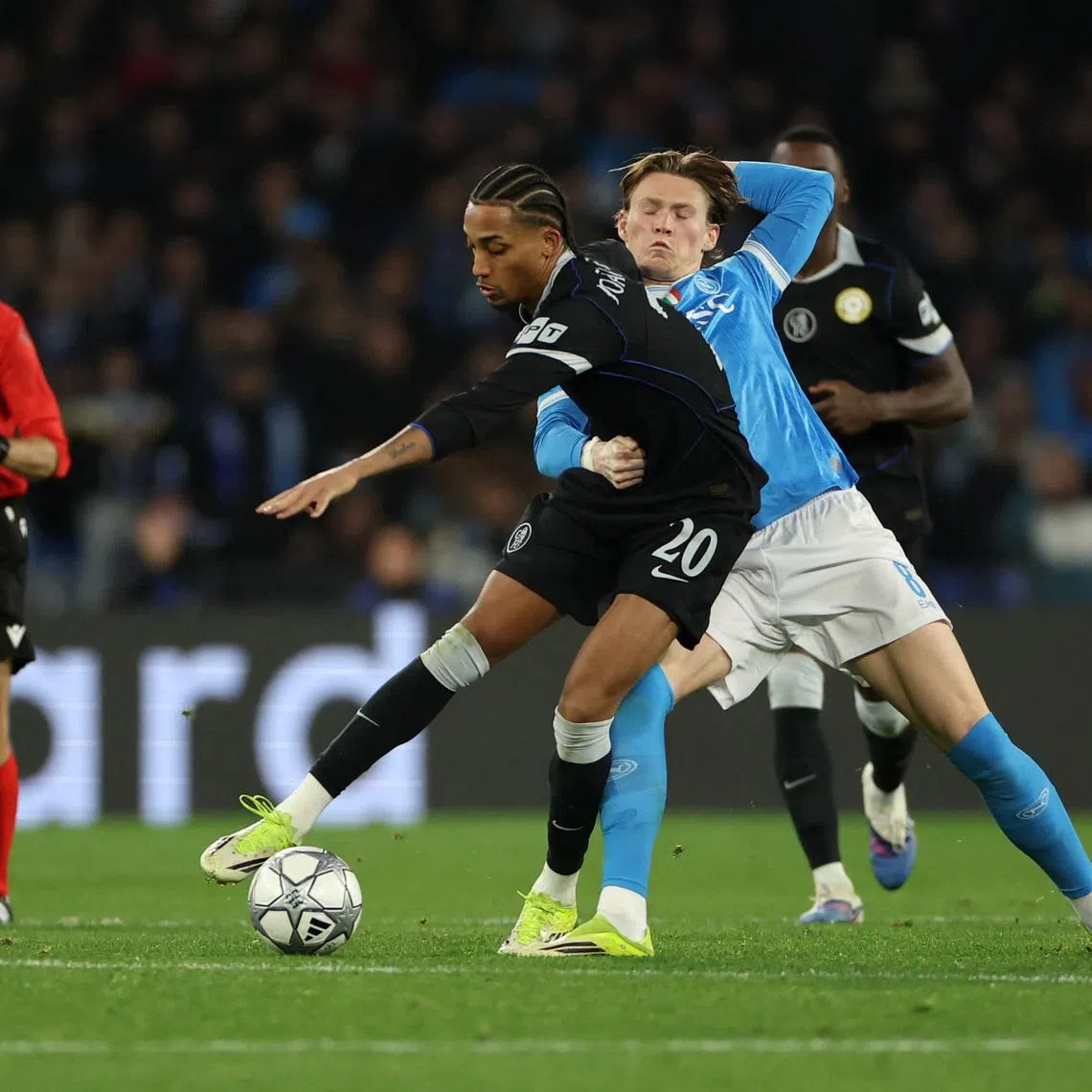 Soccer Football - UEFA Champions League - Napoli v Chelsea - Stadio Diego Armando Maradona, Naples, Italy - January 28, 2026 Chelsea's Joao Pedro in action with Napoli's Scott McTominay REUTERS/Ciro De Luca