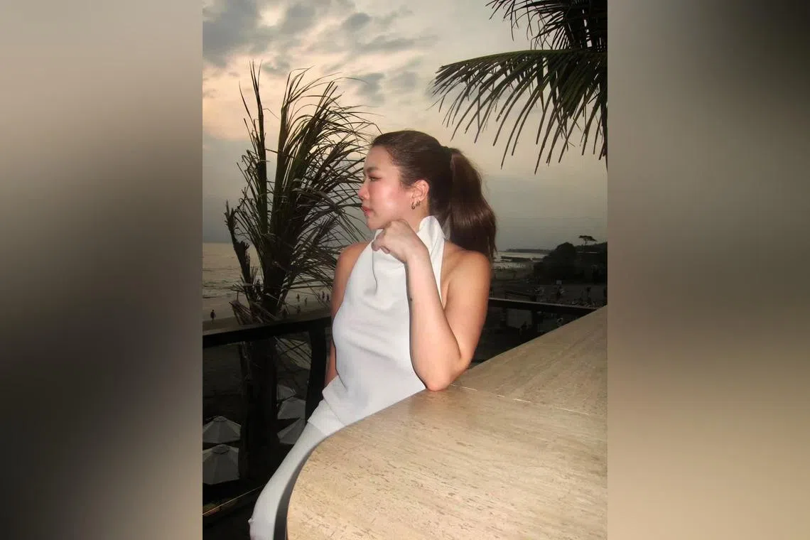 Rui En disclosed on Feb 26 that her first cat Muffin has died.