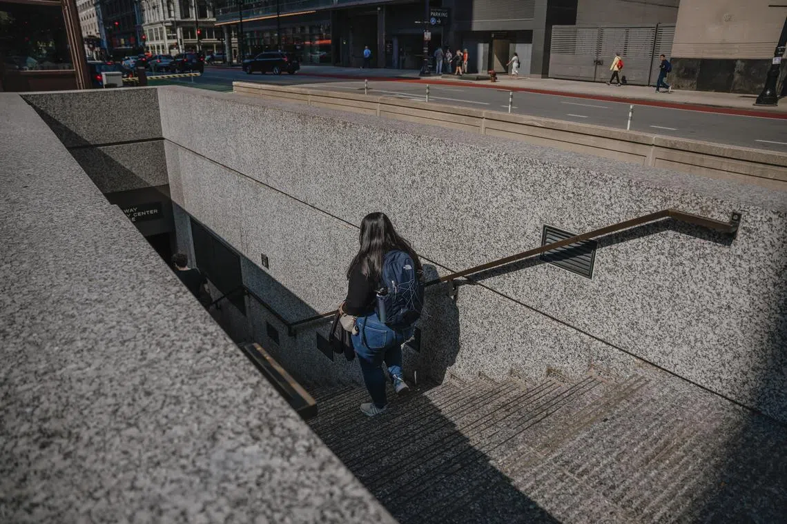 A train station entrance in Chicago, on May 23, 2023. The upper layers of ground beneath Chicagoans’ feet have warmed by 5.6 degrees Fahrenheit over the past seven decades, said Alessandro Rotta Loria, an assistant professor at Northwestern University and the lead researcher of an underground heat study. (Jamie Kelter Davis/The New York Times)