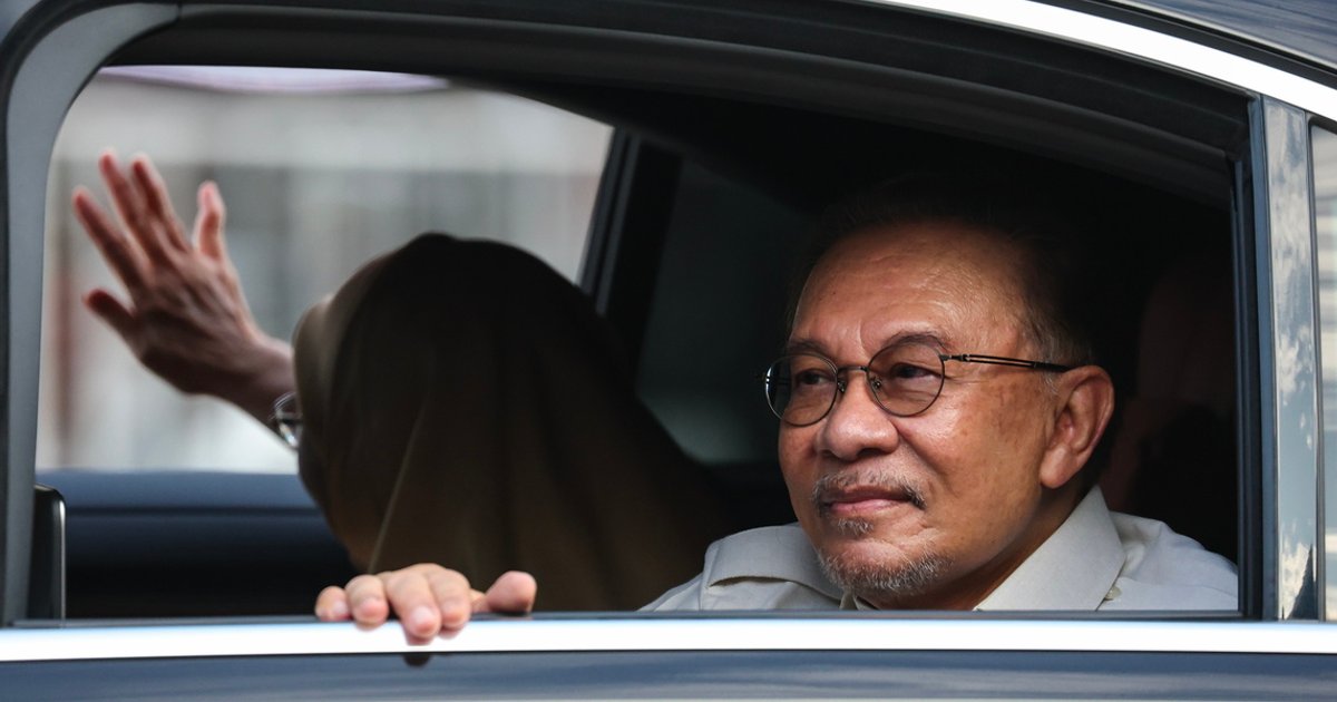 Malaysian PM Anwar set to boost budget spending as election speculation grows