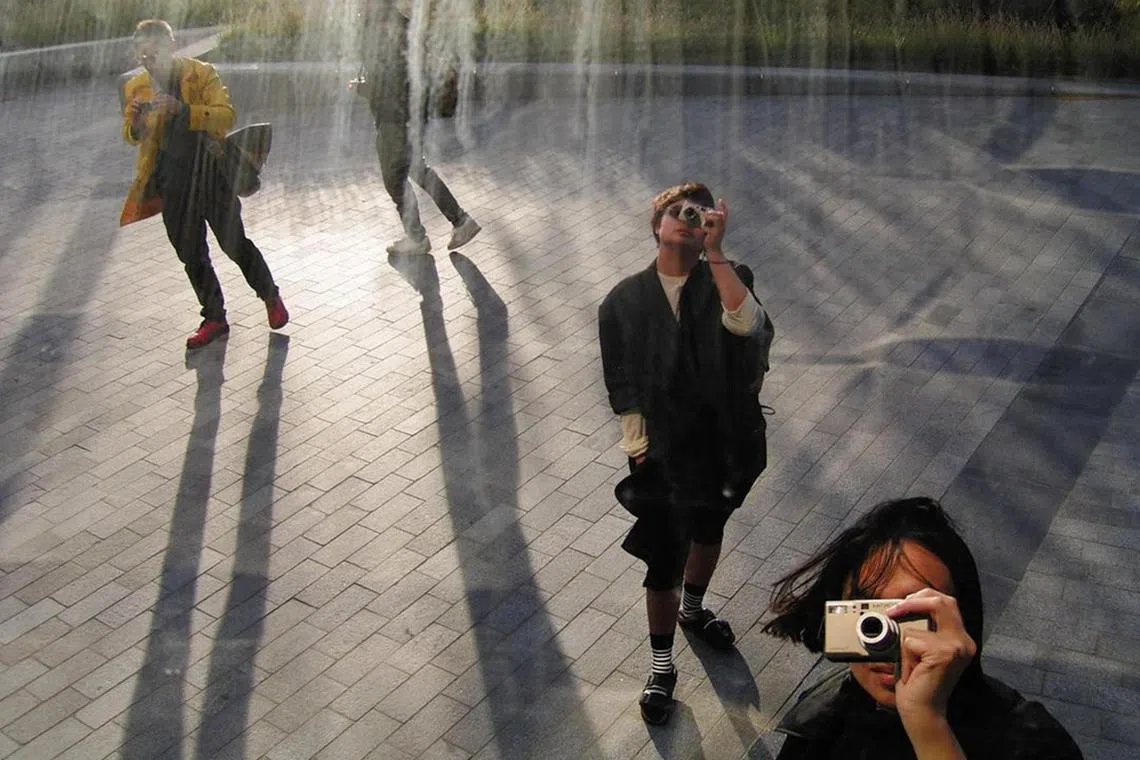 A digicam photo by photographer Sofia Lee exudes a retro vibe.