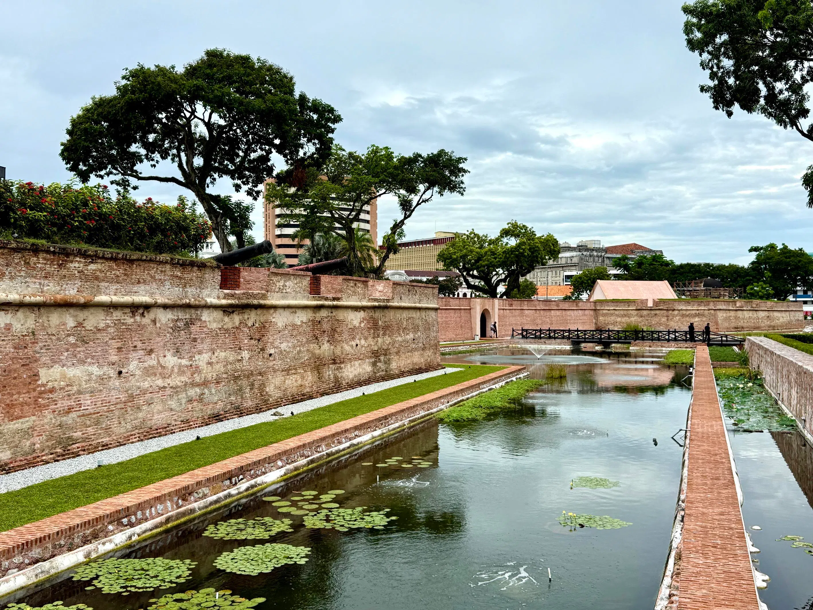 Reinstating the moats for Fort Cornwallis’ relaunch is more than just restoring the landmark to its original design. It also has a contemporary function for stormwater management, helping to mitigate flash flooding which is becoming an increasingly common problem across urban Malaysia.