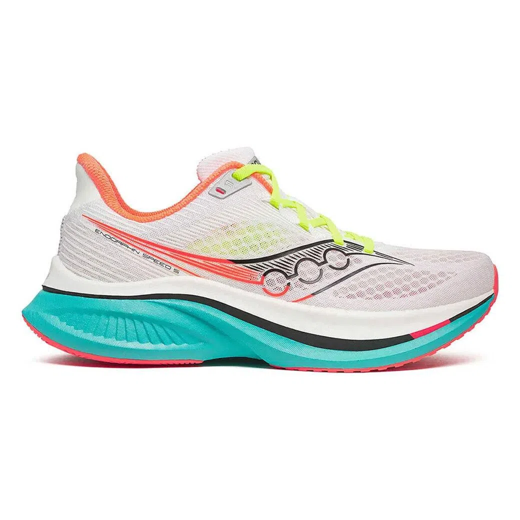 Best running shoes in Singapore: Saucony Endorphin Speed 5
