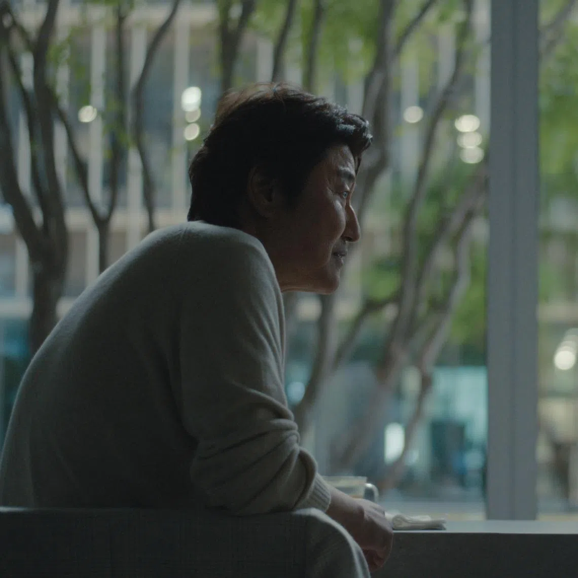 Song Kang-ho (left) and Youn Yuh-jung in Beef 2.