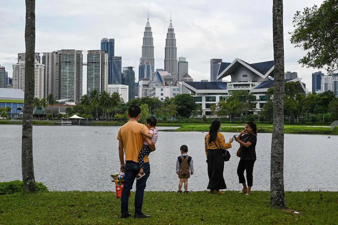 Currently, only children born overseas to Malaysian dads are granted Malaysian citizenship automatically. 