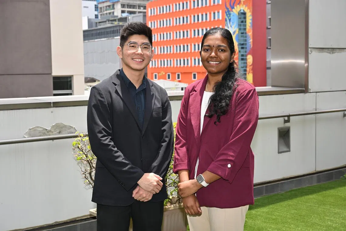 sdcca - SMU students graduating at the end of this month. Timothy Lua Wei Sheng, 28 and Ms Sivakami Arunachalam, 23.


PHOTO: SMU