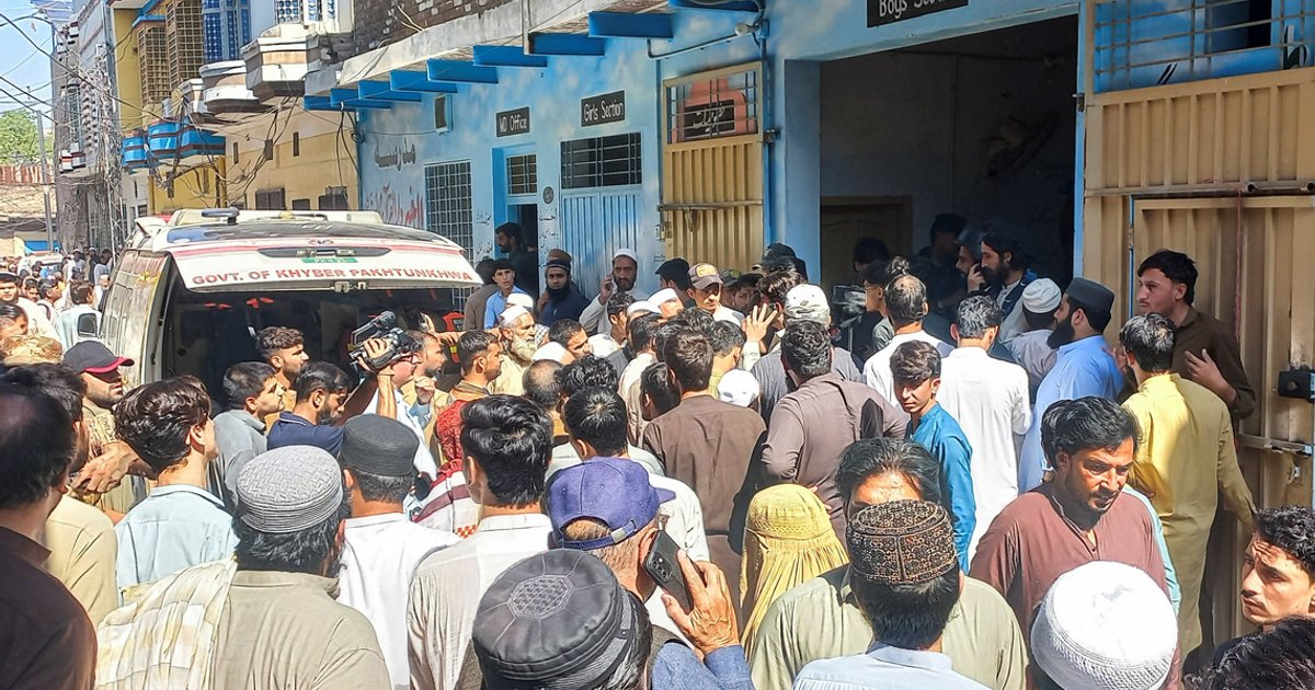 Pakistan school roof collapse kills 27 students, one teacher