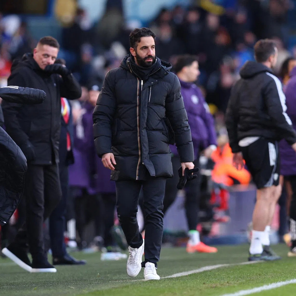 Soccer Football - Premier League - Leeds United v Manchester United - Elland Road, Leeds, Britain - January 4, 2026  Manchester United manager Ruben Amorim and Leeds United's Brenden Aaronson react after the match Action Images via Reuters/Craig Brough